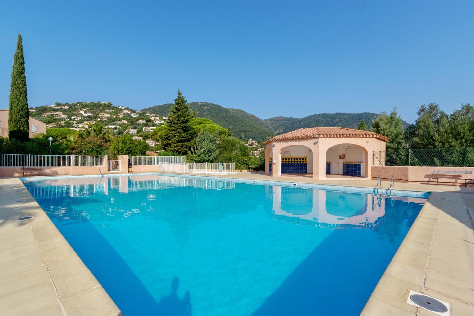 Aparthotel Partenaire Le Domaine De Garlande Cavalaire-sur-Mer